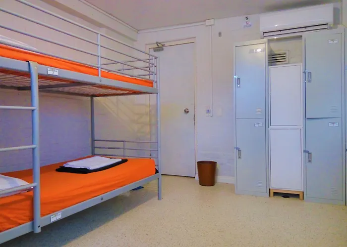 Asylum Sydney Backpackers Hostel